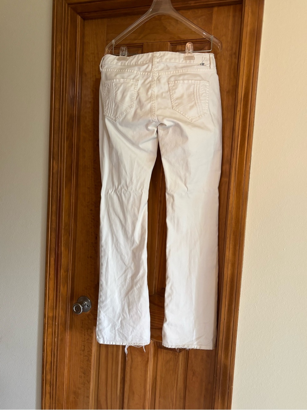 !It Vintage Los Angeles white Straight-Leg Jeans - Picture 3 of 16